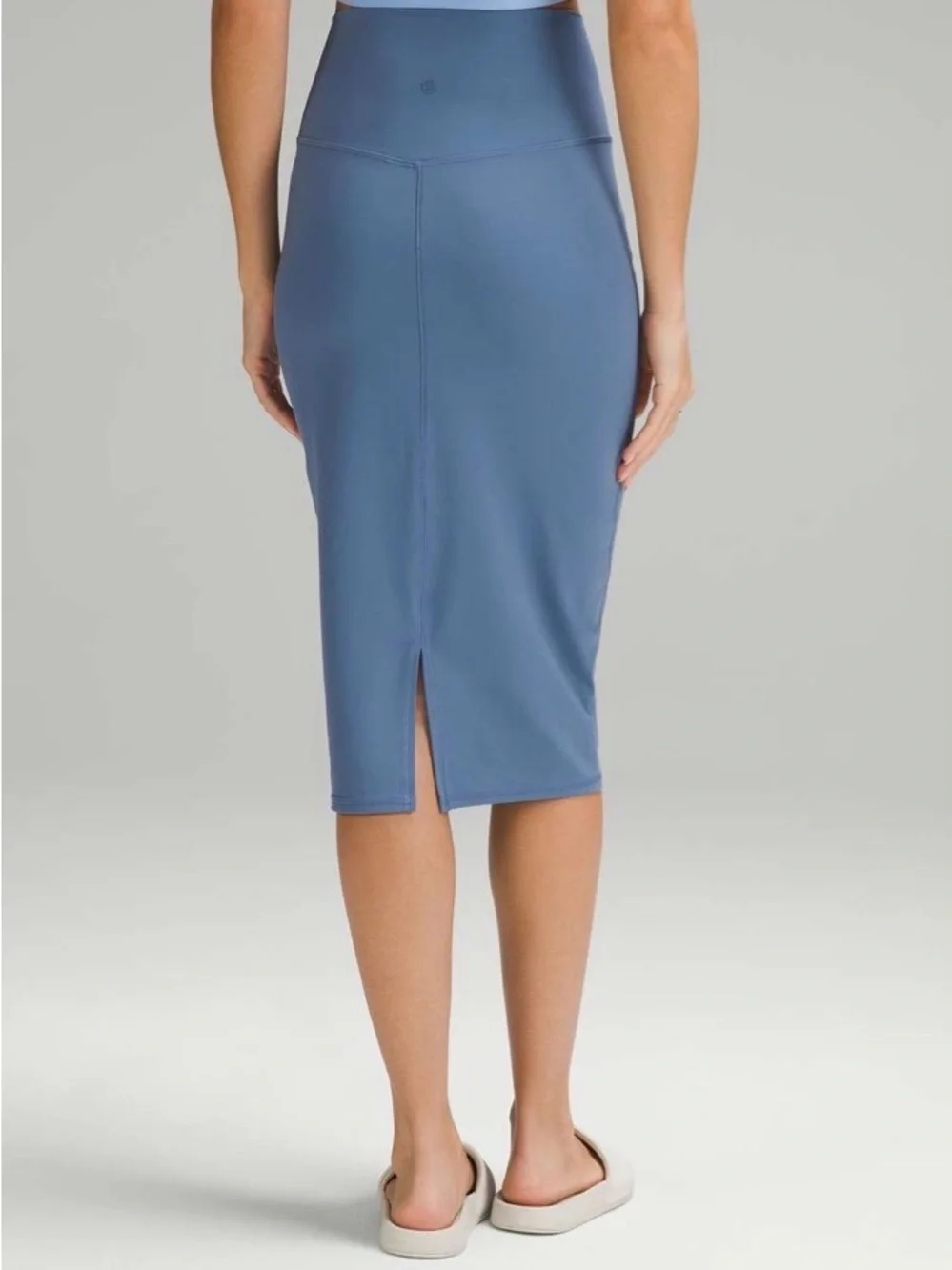 Lululemon Nulu Slim-Fit High-Rise Skirt